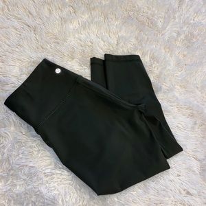 Lululemon Wunder Train High-Rise Tight 25” SIZE 8